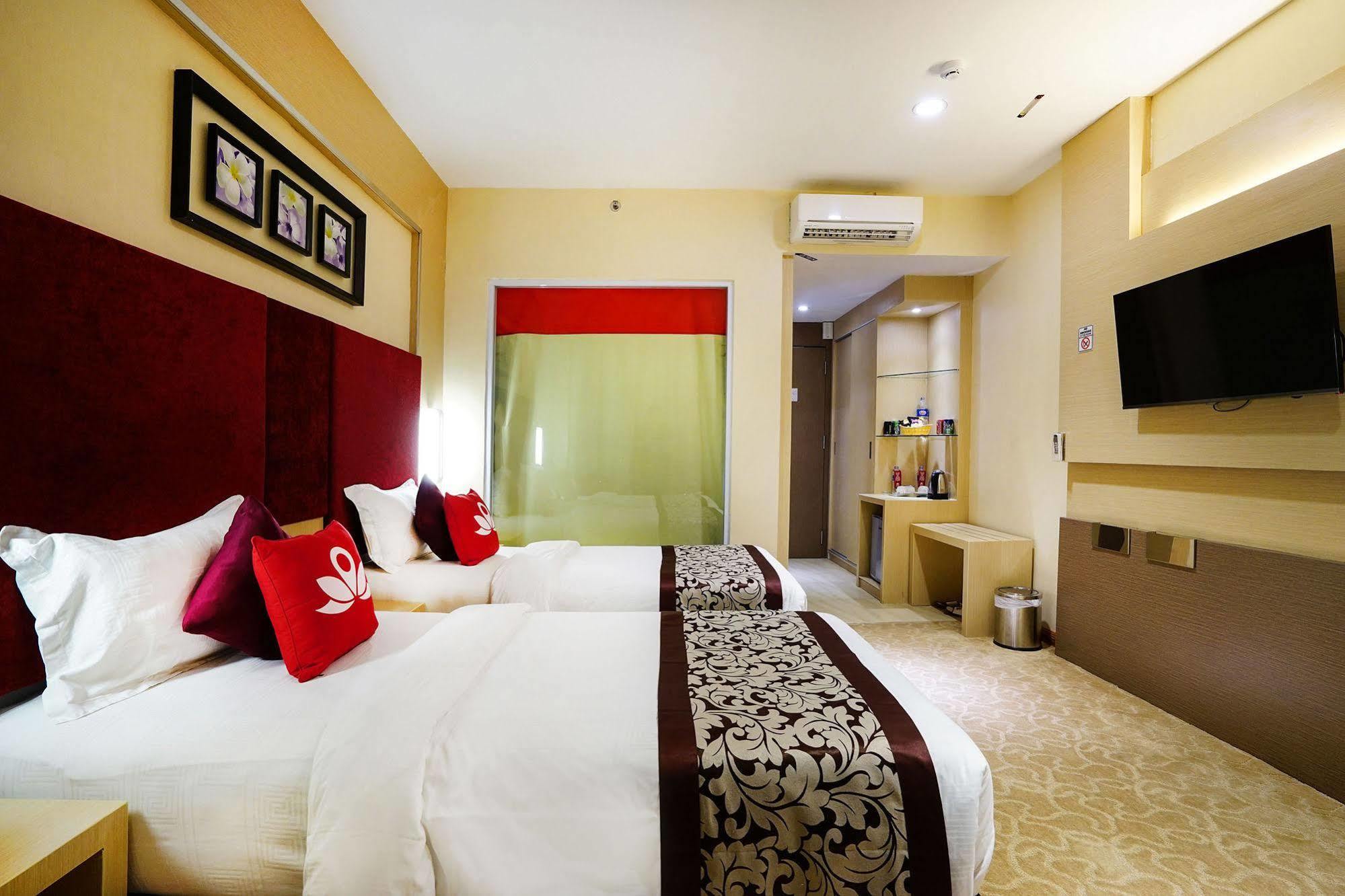 Zen Rooms Near Bcs Mall Penuin Batam Екстериор снимка