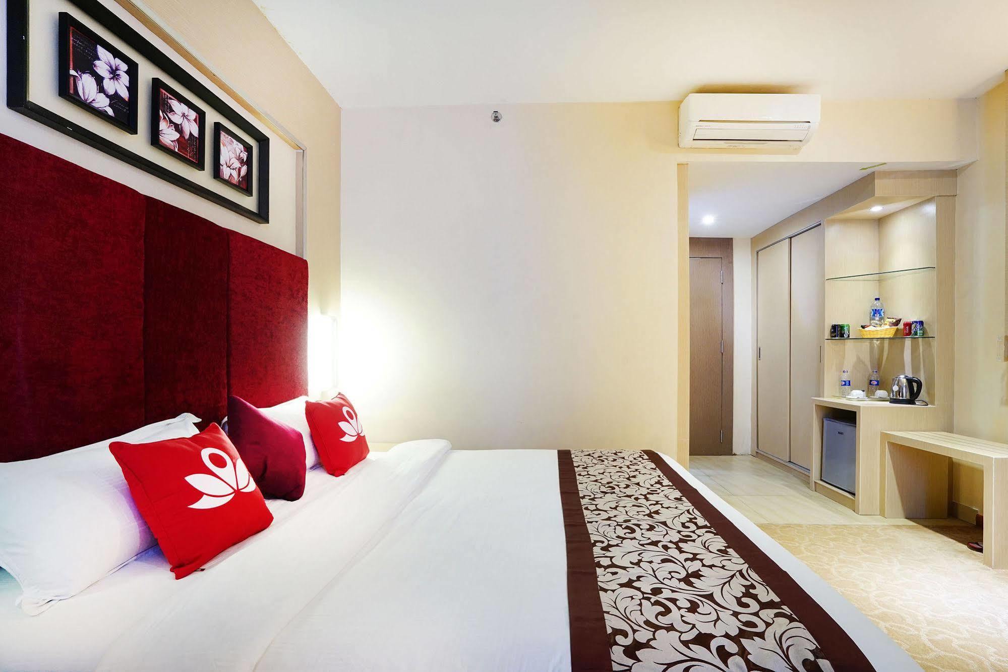 Zen Rooms Near Bcs Mall Penuin Batam Екстериор снимка